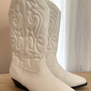ASOS DESIGN Camden white western cowboy boots, Size 9W, WIDE FIT, WIDE CALF